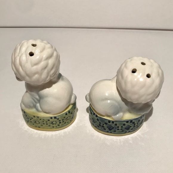 Vintage blue poodle kitschy salt and pepper shakers ceramic giftware knickknacks - Picture 5 of 7